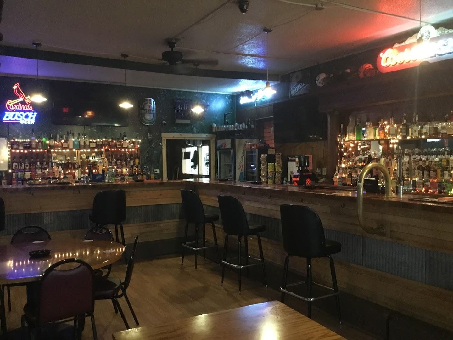 Elroy's Bar and Grill
